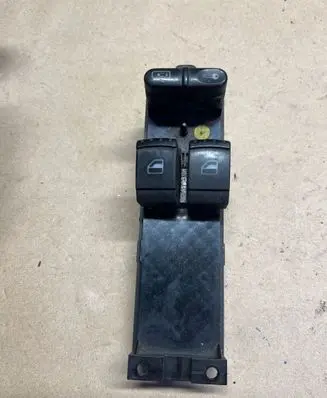 Volkswagen Golf IV Electric window control switch 1J3959857B