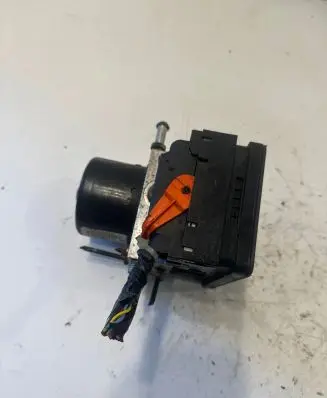 Mitsubishi Outlander ABS Pump 06210908193 004051D1 QTU7D16A00