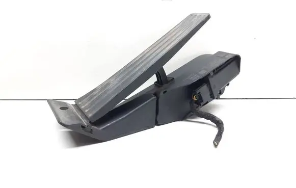 BMW X1 E84 Accelerator throttle pedal 6793742 35426793742