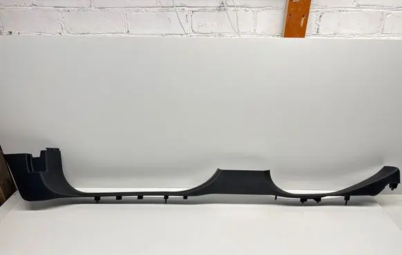 Opel Astra J Front sill trim cover 13259198