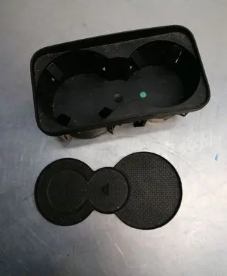 Cup holder front