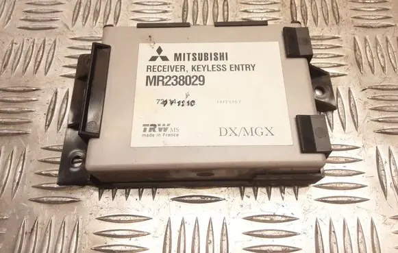 Mitsubishi Carisma Door central lock control unit/module MR238029