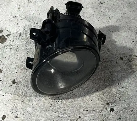 Volkswagen Touran I Front fog light 27048000