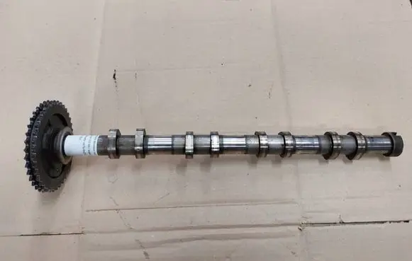 Ford Mondeo Mk III Camshaft 