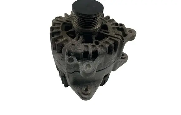 Audi A6 S6 C7 4G Generator/alternator 04L903017A