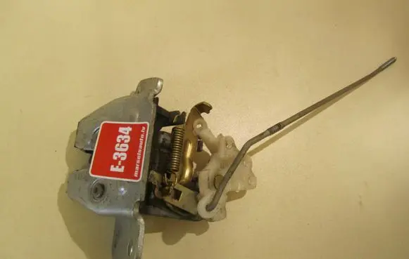 Mitsubishi Outlander Tailgate/trunk/boot lock/catch/latch