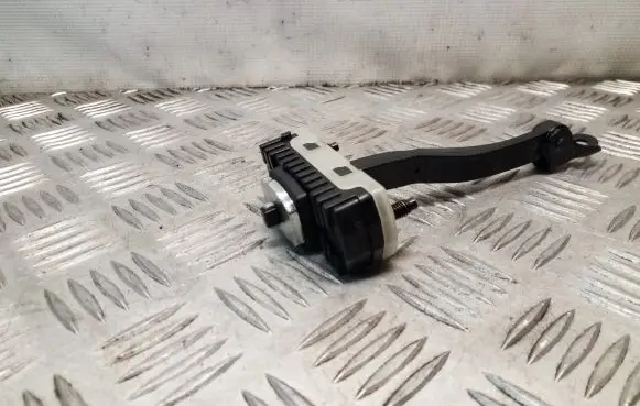 KIA Sportage Rear door check strap stopper