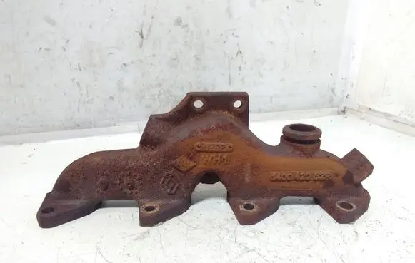 Nissan Qashqai Exhaust manifold 140042052R 0262