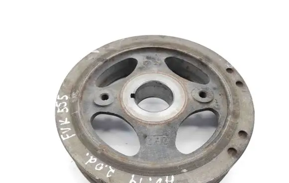Toyota Avensis T270 Crankshaft pulley