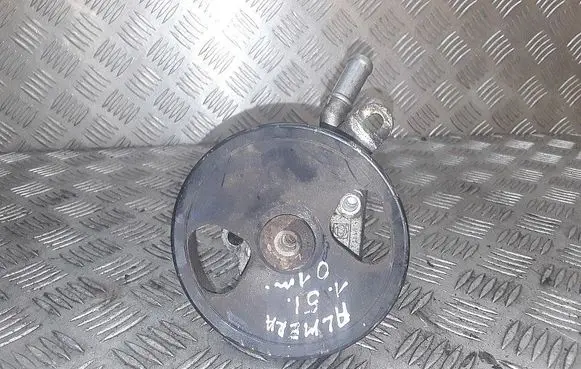 Nissan Almera N16 Power steering pump