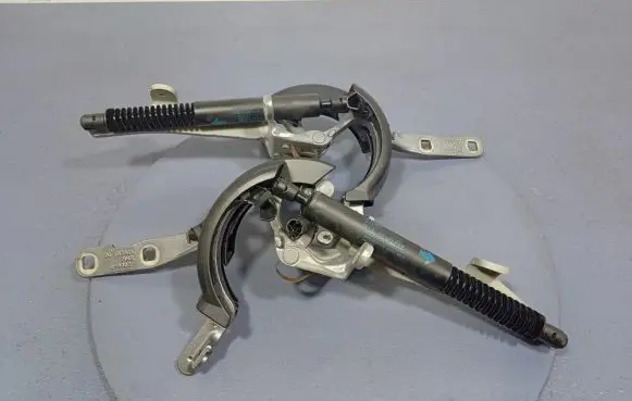 BMW 5 F10 F11 Tailgate/trunk/boot hinge 72066397206640