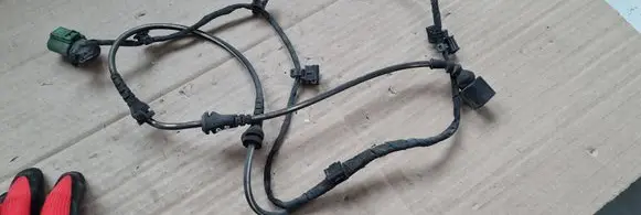 Audi RS Q8 Front ABS sensor wiring 