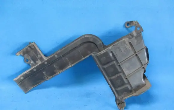 Nissan NV200 Intercooler air guide/duct channel 62822BJ90A