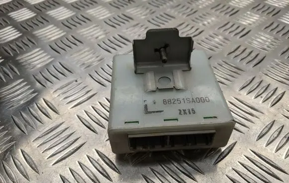 Subaru Forester SG Door central lock control unit/module 88251SA000