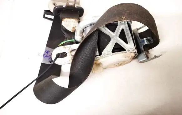 Chrysler 300 - 300C Front seatbelt p1aj791dvab