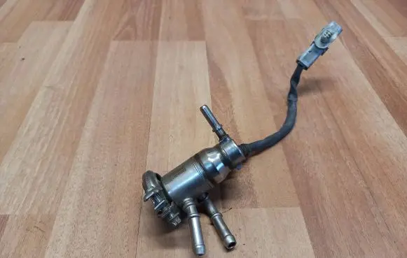 Renault Scenic IV - Grand scenic IV AdBlue injector 208997976R L025400902