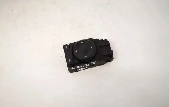 Volkswagen PASSAT B5 Wing mirror switch 3b1959565