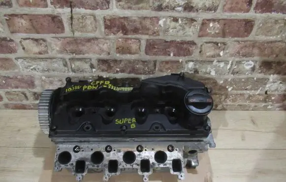Skoda Superb B6 (3T) Engine head 
