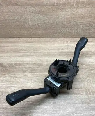 Volkswagen Golf IV Wiper turn signal indicator stalk/switch 8L0953513G 4B0953503H