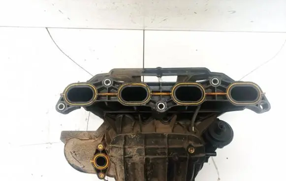 Suzuki Grand Vitara II Intake manifold 
