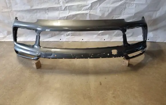 Porsche Cayenne (9Y0 9Y3) Front bumper 9Y0807221 2007269257