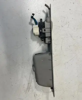Nissan Almera Tino Electric window control switch 82961 26032
