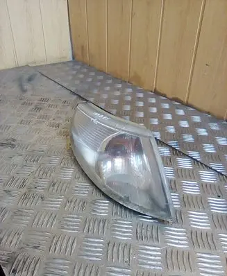 Saab 9-5 Front indicator light