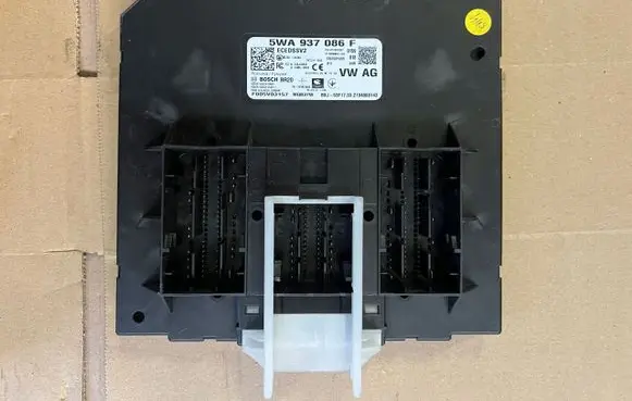 Skoda Octavia Mk4 Comfort/convenience module 5WA937086F