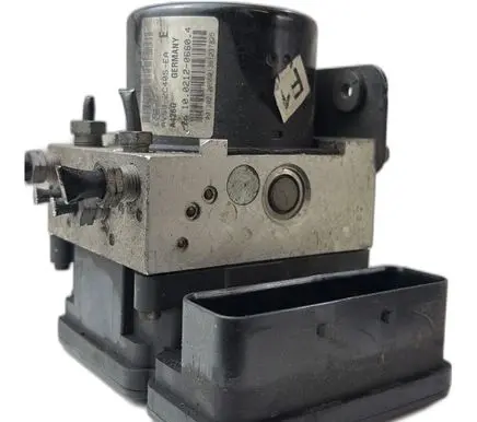 Ford Fiesta Master brake cylinder AV592C405EA 10021206604 10096101473