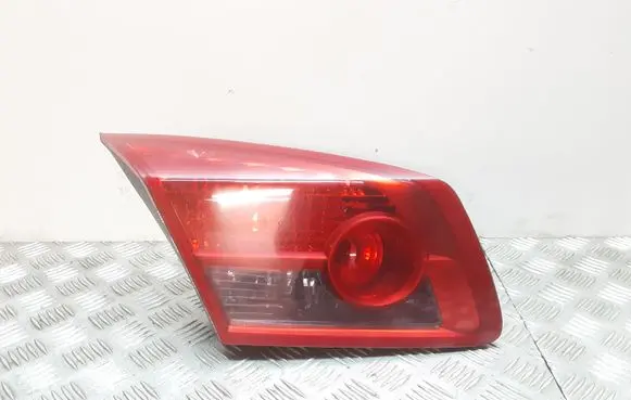 Renault Vel Satis Tailgate rear/tail lights 8200014862