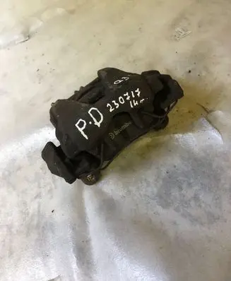 Audi Q3 8U Front brake caliper