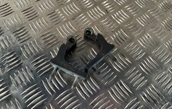 Mercedes-Benz E W238 Front door lower hinge 