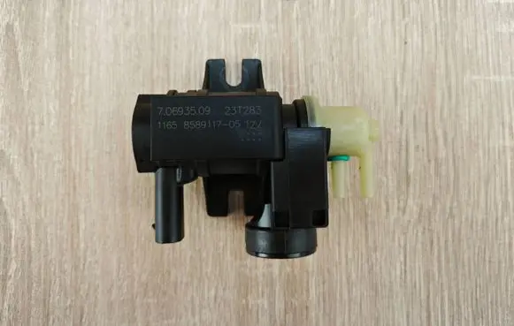 BMW X4 G02 Valve vacuum 8589117