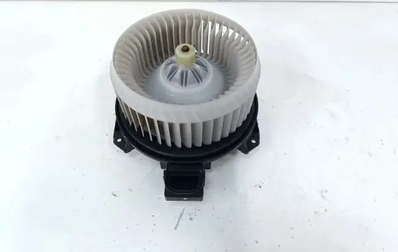Ford Fusion II Heater fan/blower AY2727006220