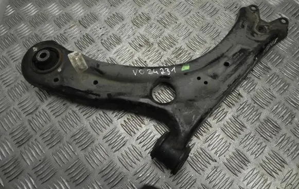 Volkswagen Jetta VI Rear upper control arm/wishbone 5C0407151D