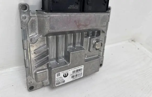 Fiat 500X Engine control unit/module ECU 68350433AD 46347896 T007W362100392