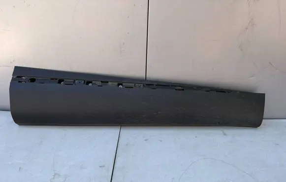 Renault Captur Front door trim (molding) 801860606R