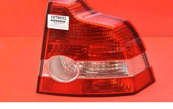 Volvo S40 Rear/tail lights 30698344