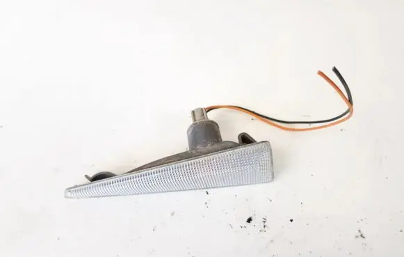 Renault Scenic II - Grand scenic II Front fender indicator light 82000271509