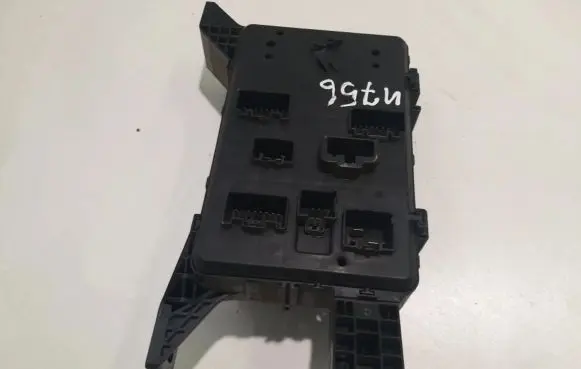 Ford Mondeo Mk III Fuse box set 4S7T14A073AA 4S7T-14A073-AA