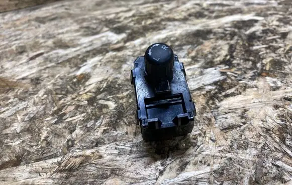 Infiniti G37 Wiper switch 