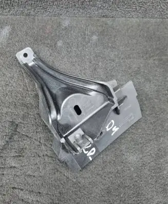 Audi A8 S8 D4 4H Front bumper mounting bracket 4H0807139MN 4H0807139