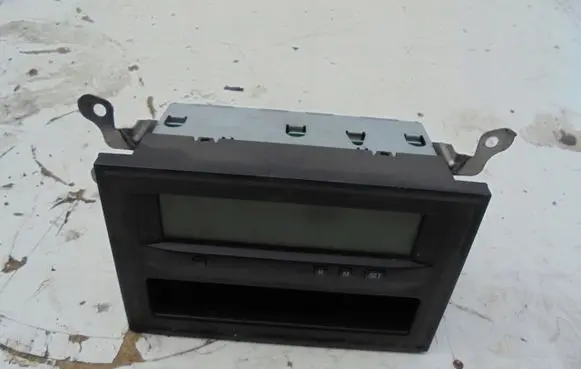 Mitsubishi Grandis Screen/display/small screen 8750A087
