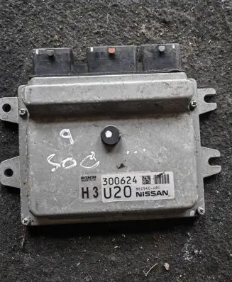 Nissan Qashqai Engine control unit/module MEC940480