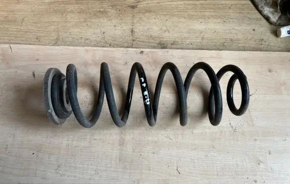 Audi A3 S3 8P Rear coil spring 1K0511115
