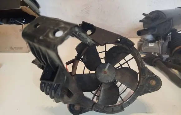 Renault Twingo III Electric radiator cooling fan A4539062201 5920863 214811690R