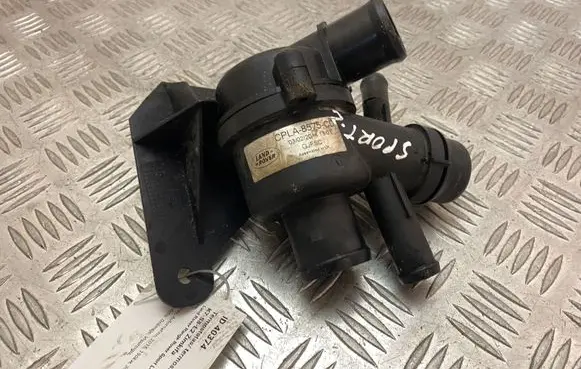 Land Rover Range Rover Sport L494 Thermostat/thermostat housing CPLA8575CD