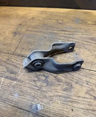 Citroen Berlingo Gearbox mounting bracket