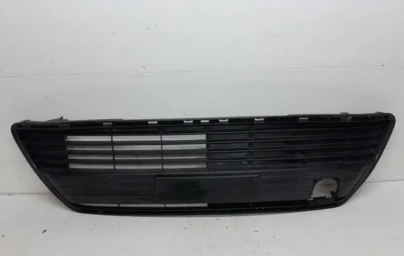 Toyota Aygo AB10 Front bumper lower grill 531120H070