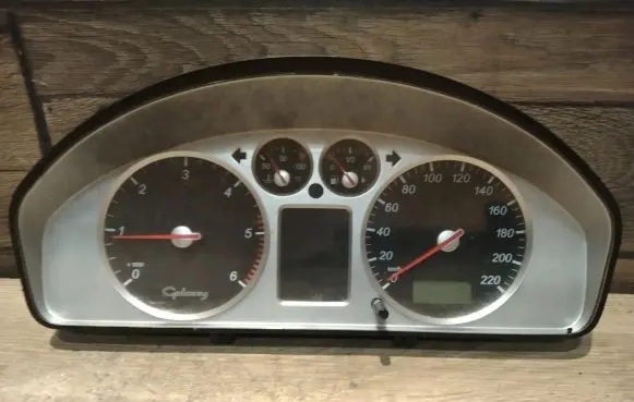 Ford Galaxy Speedometer (instrument cluster) 7M5920800E